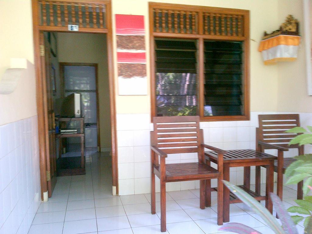 Adus Beach Inn Legian Dış mekan fotoğraf