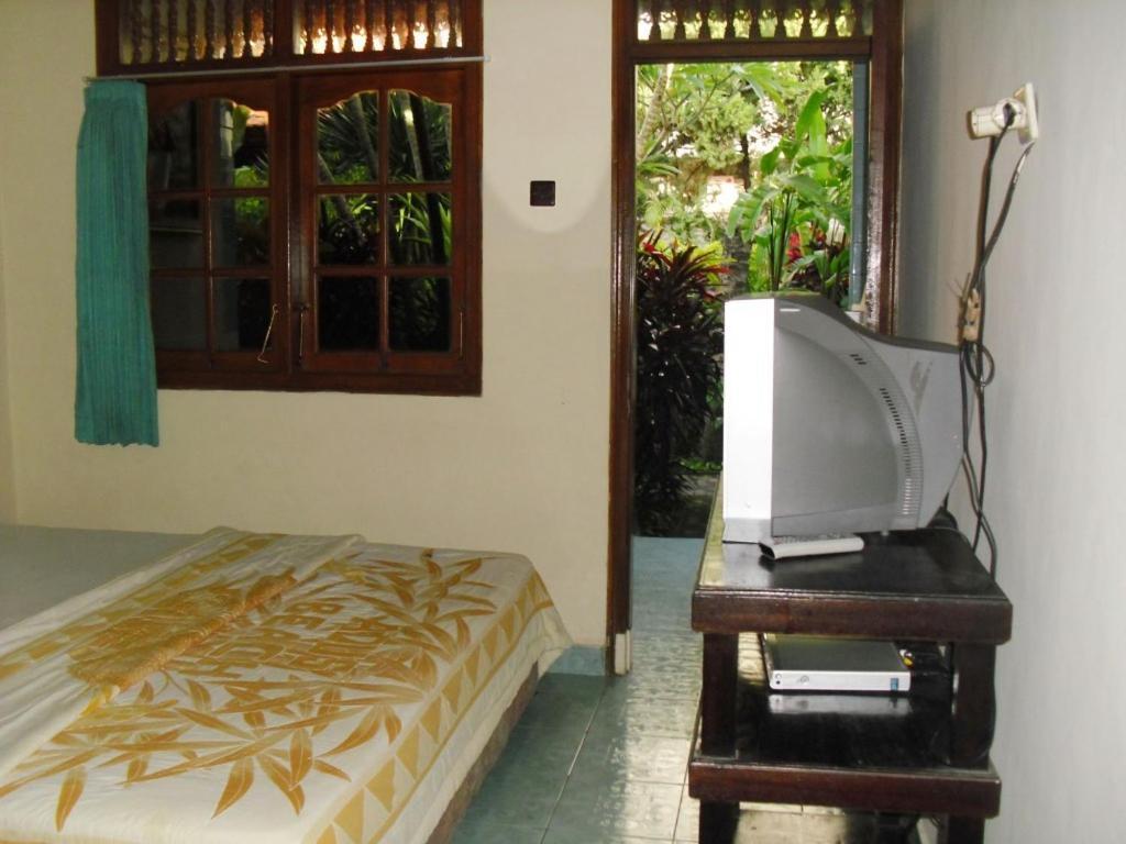 Adus Beach Inn Legian Oda fotoğraf