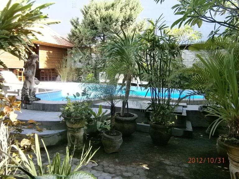 Adus Beach Inn Legian Dış mekan fotoğraf