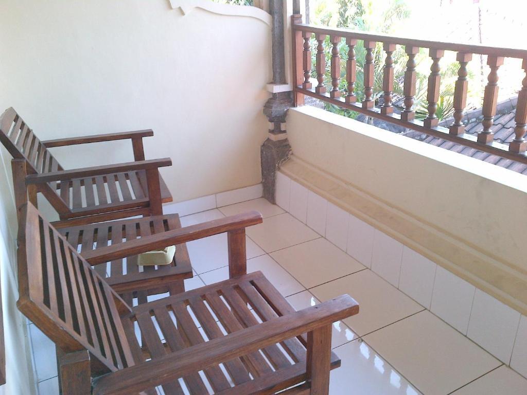 Adus Beach Inn Legian Oda fotoğraf